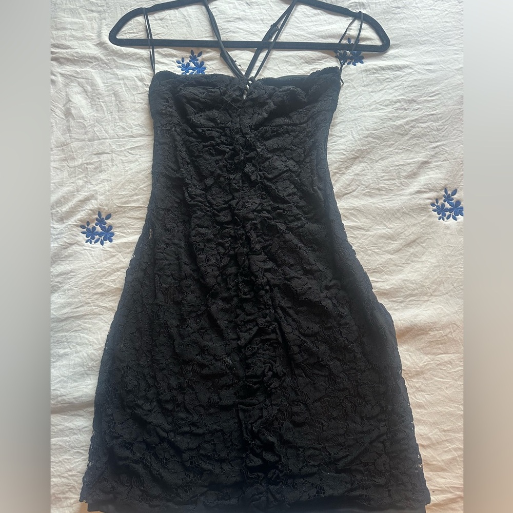 Zara Elegant Black Lace Dress